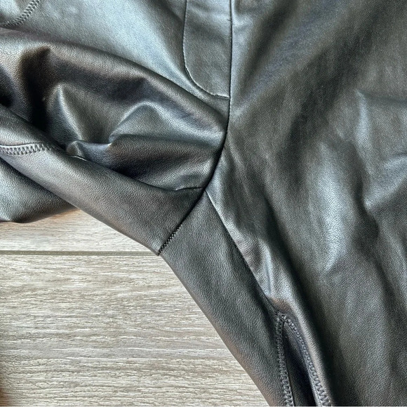 Aritzia Wilfred Free Rebelle Faux  Leather Leggings - Picture 4 of 11